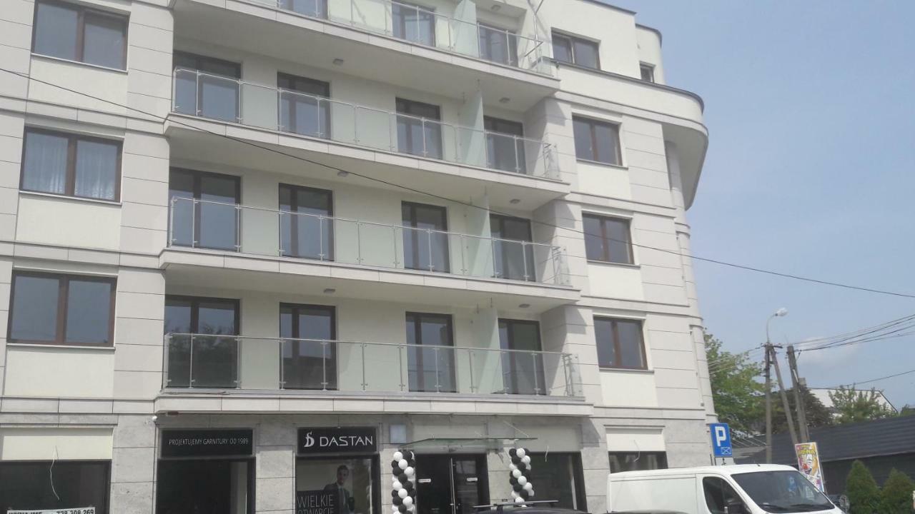 Oskar Apartament Centrum Pkp Minsk Mazowiecki Exterior photo